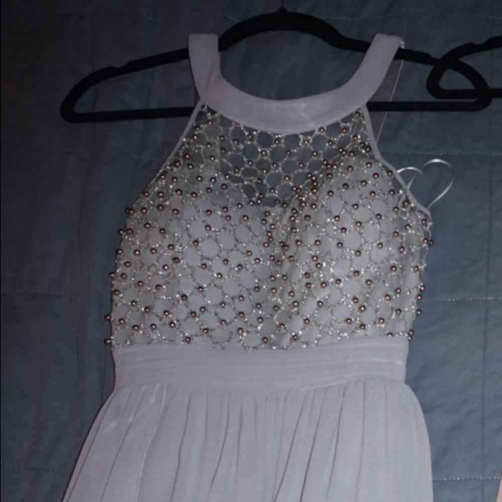 Long dresses (prom, wedding, formal)